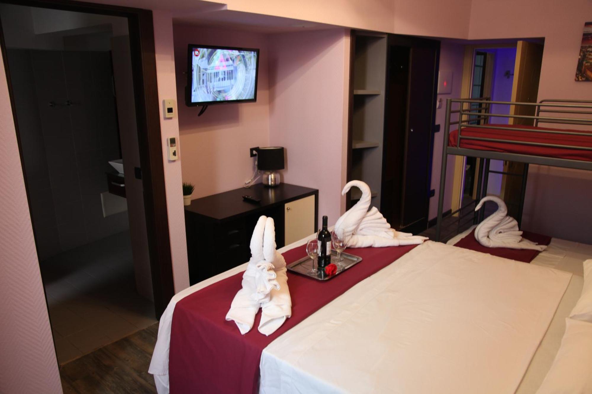 Dolce Vita Rooms Неаполь Екстер'єр фото