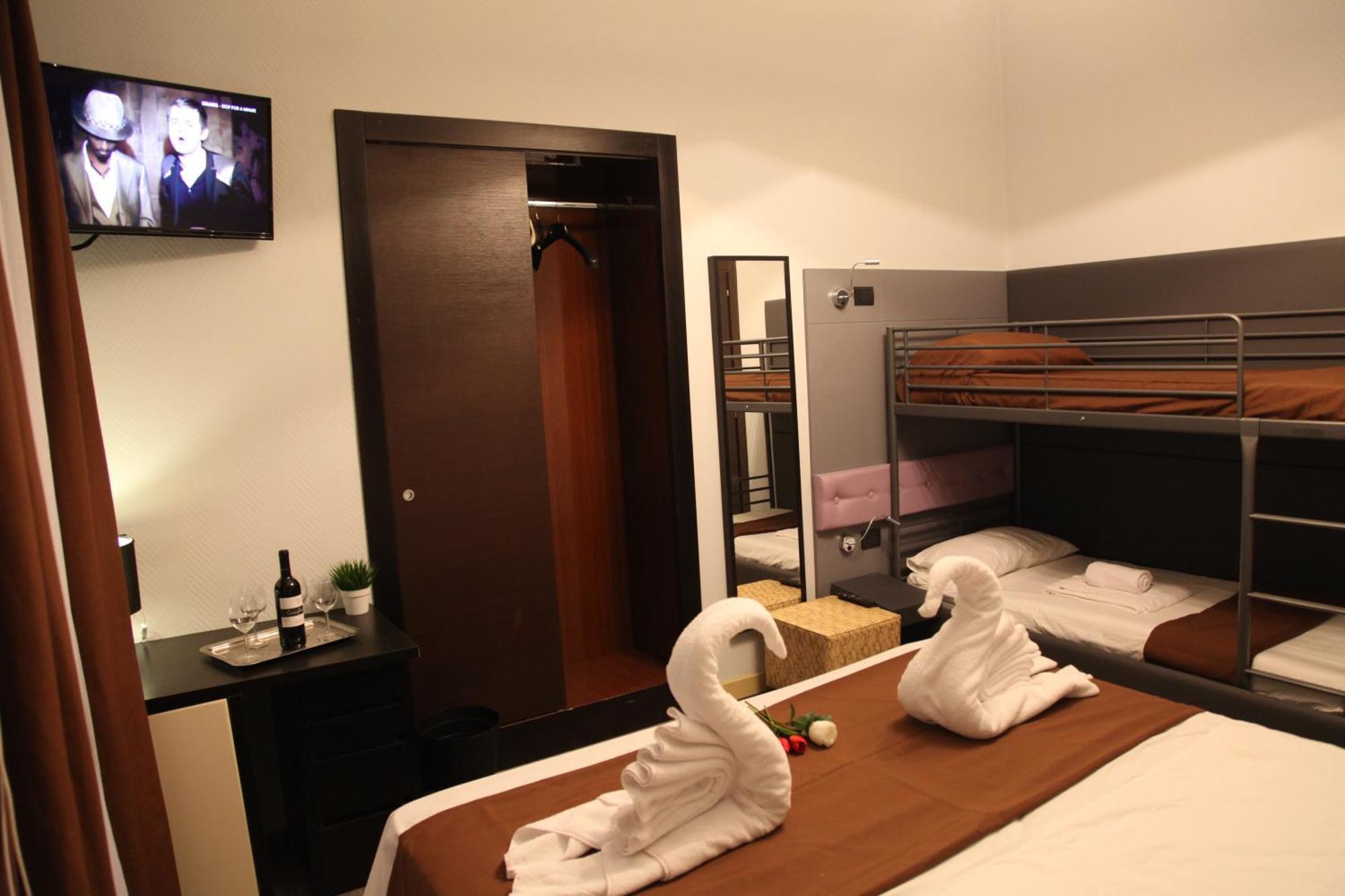 Dolce Vita Rooms Неаполь Екстер'єр фото