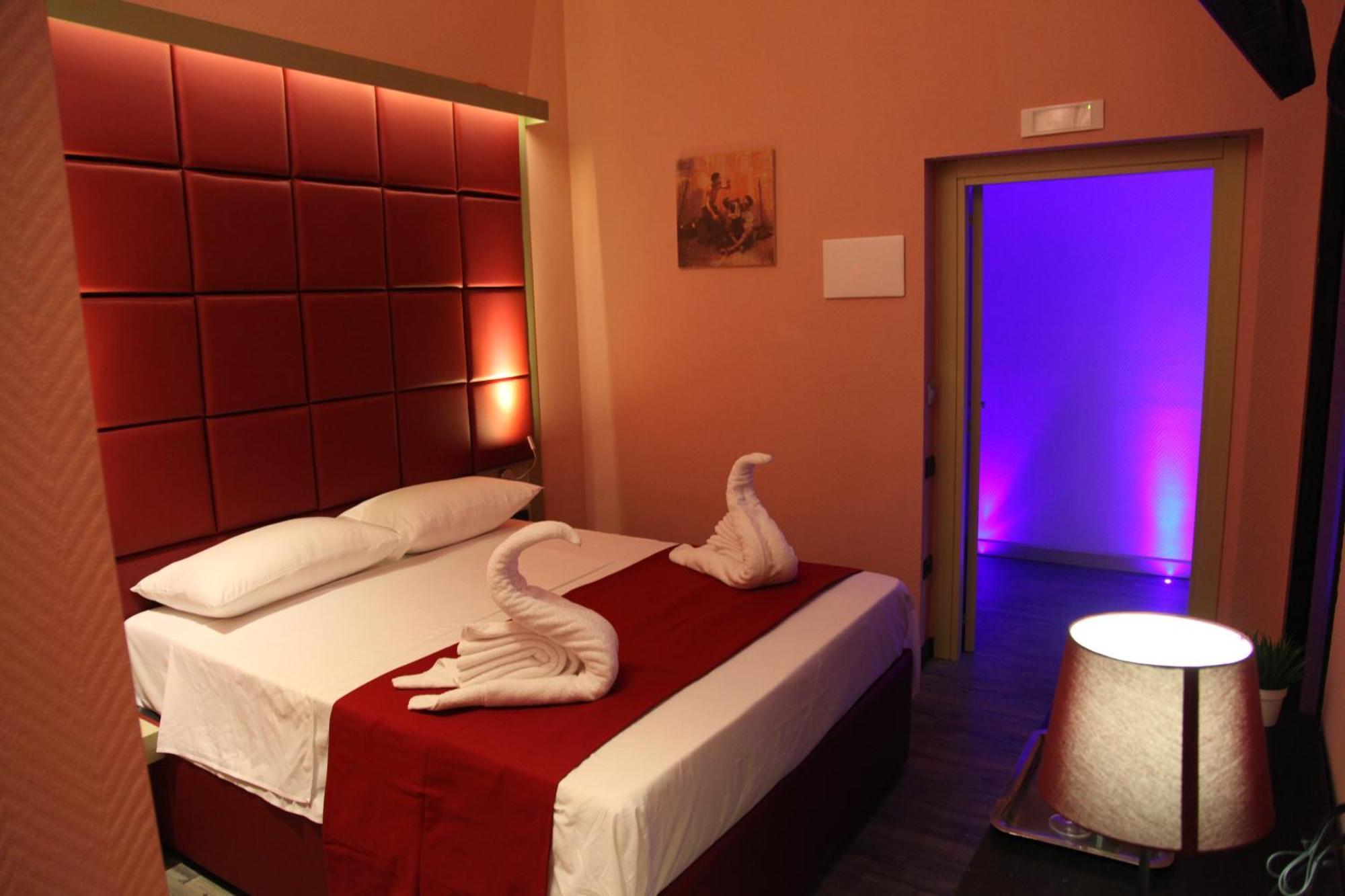Dolce Vita Rooms Неаполь Екстер'єр фото