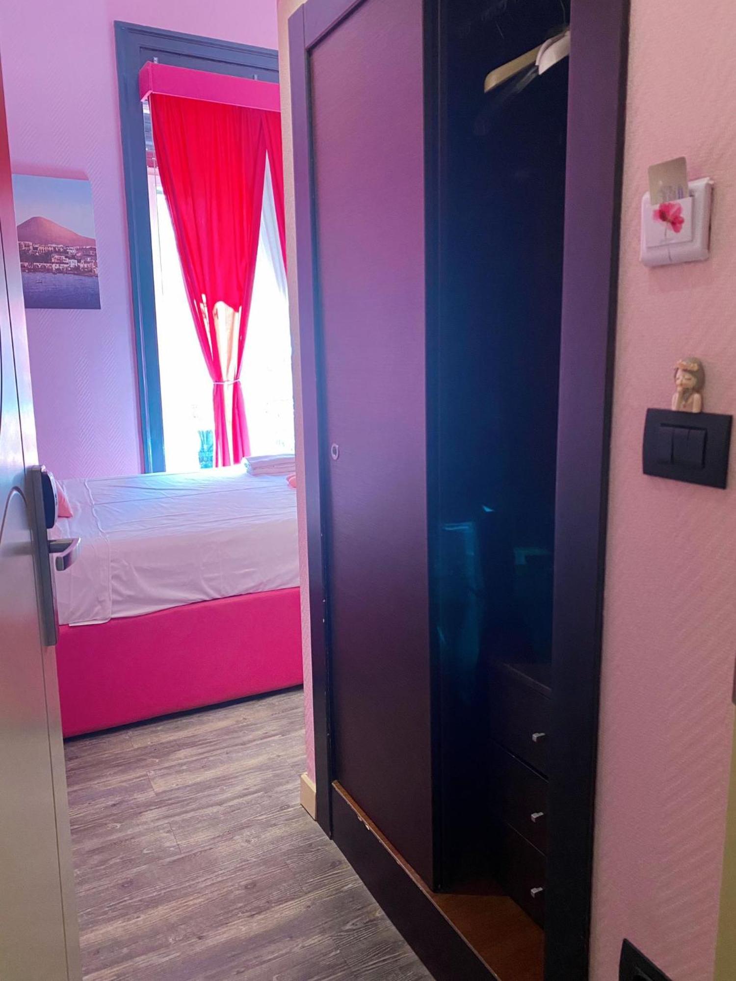 Dolce Vita Rooms Неаполь Екстер'єр фото