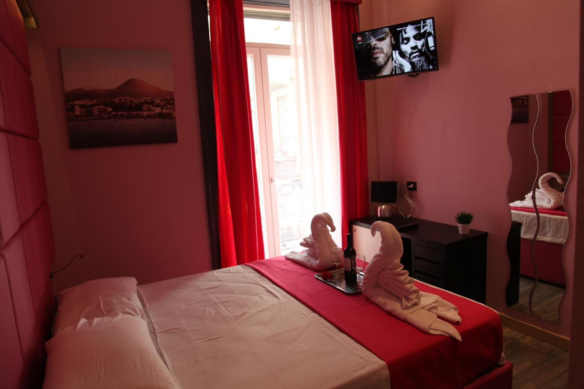 Dolce Vita Rooms Неаполь Екстер'єр фото